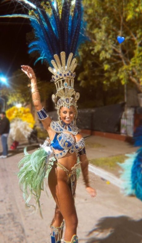 BustyAna art star image