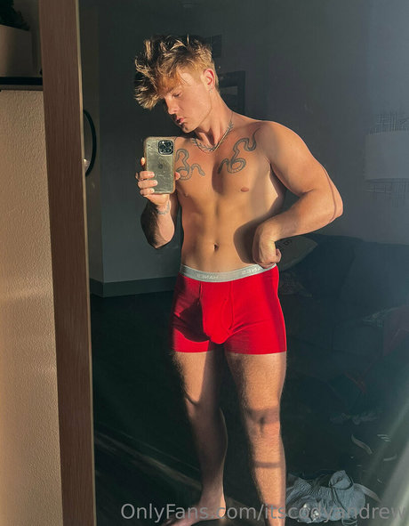 itscodyandrew naked star img