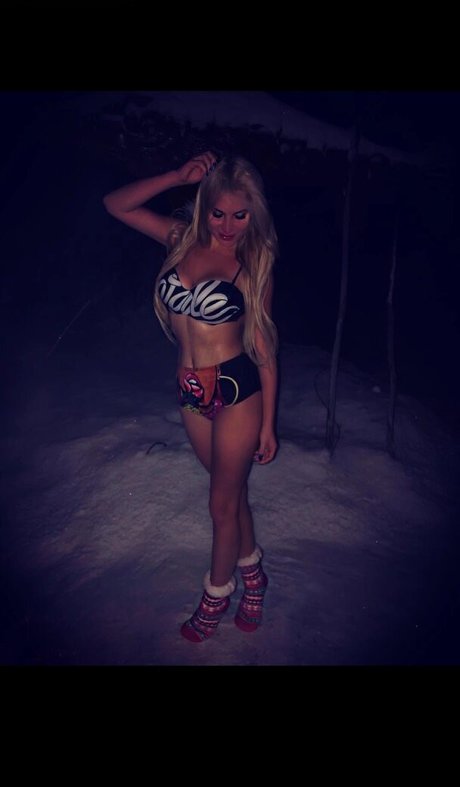 lanueta21 pornstar img