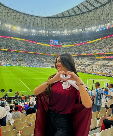 Jennychallita beautiful pornstar pics