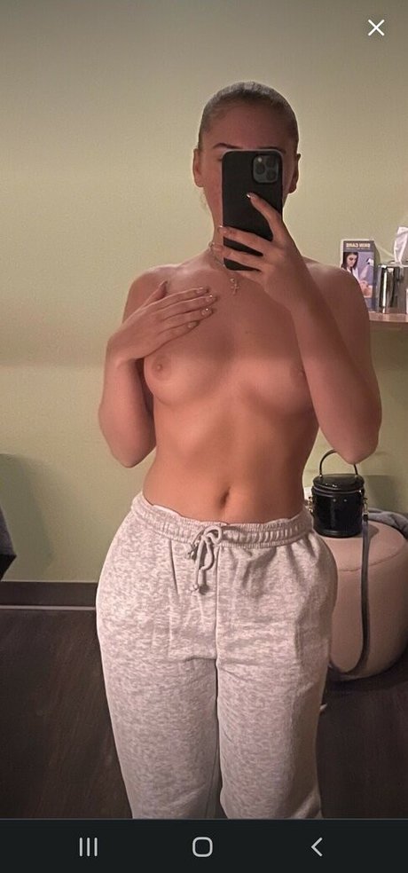 Emily Huff star hot picture