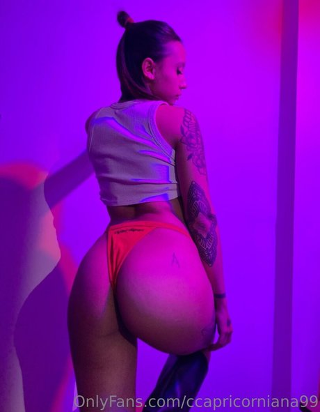 ccapricorniana99 porn star image