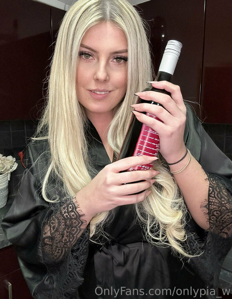 onlypia w pornstar nudes pictures