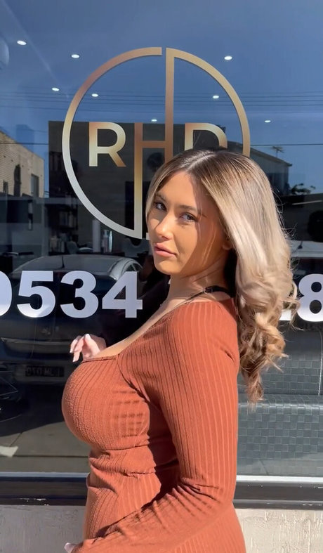 Amy Spencer sex model pics