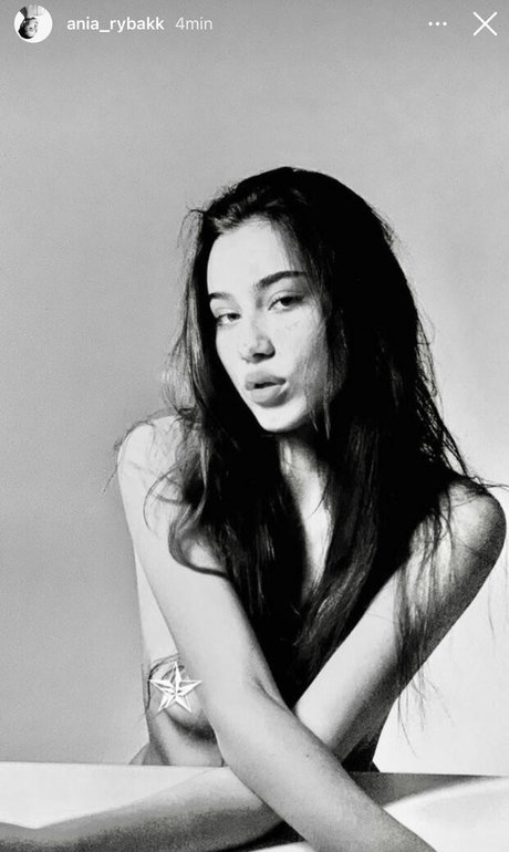 Ania Rybak model pornographic archive