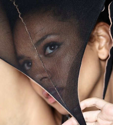 Djouliet Amara pretty actress image