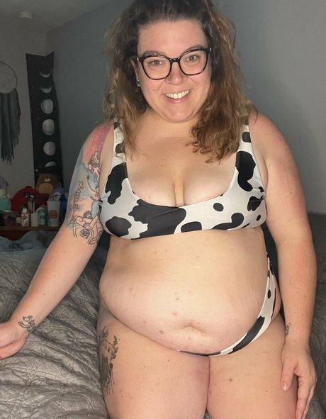 hela stoned bbw exclusive actress pics