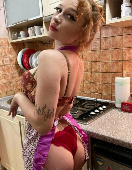 kitsune alicie erotic model img