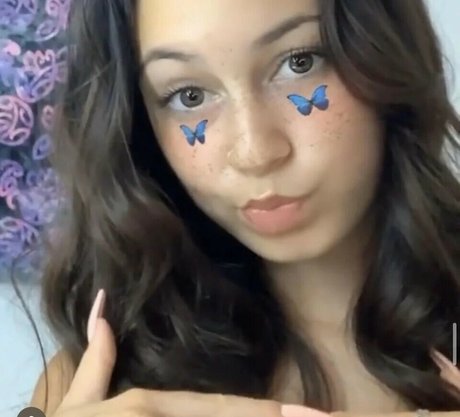 Willow Jade pornographic actress galleries