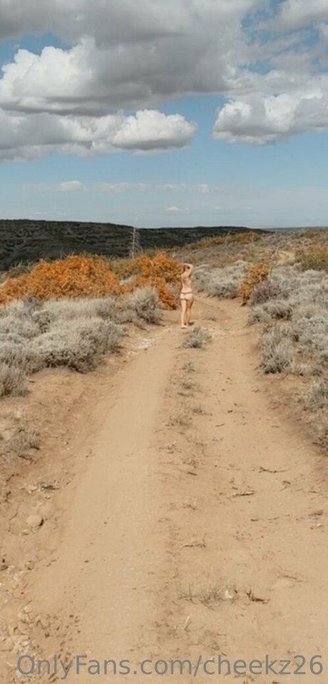 cheekz26 model adult img