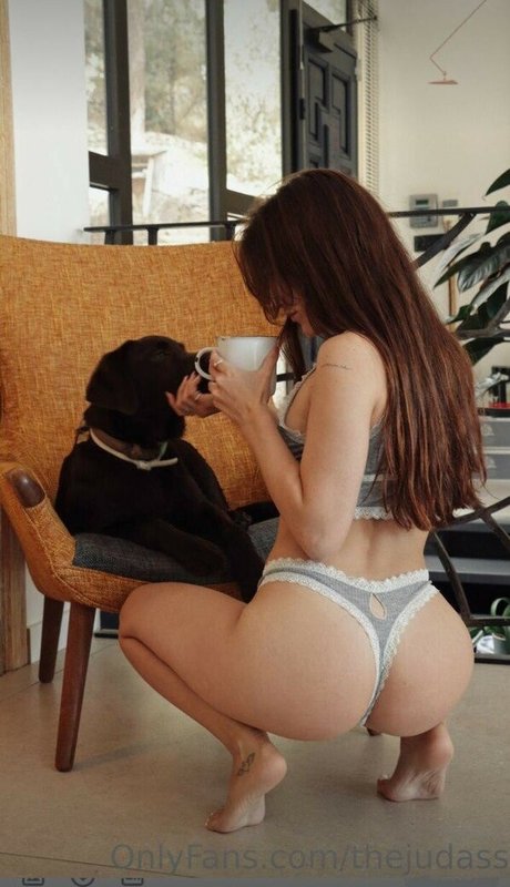 Thejudass erotic model image