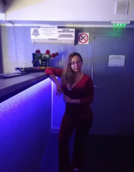 Aurica Velcota naked model photo