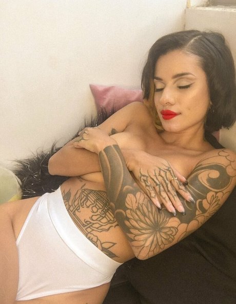 menasaurio free xxx star pictures