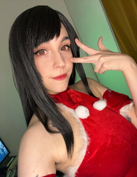 Inochi nude model picture