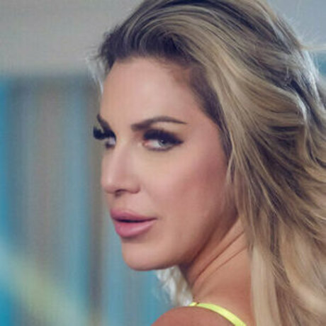 Kayla Paige art star pics