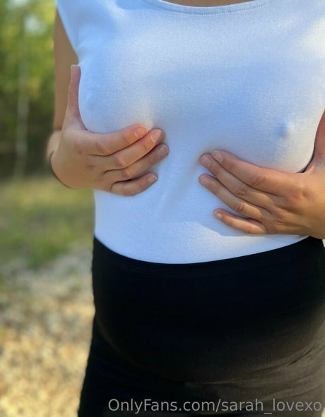 sarah lovexo pretty pornstar pictures