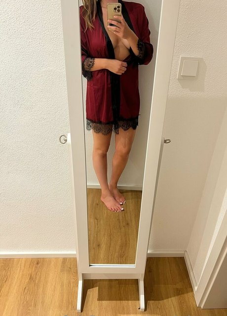 sarah lovexo model pretty galleries