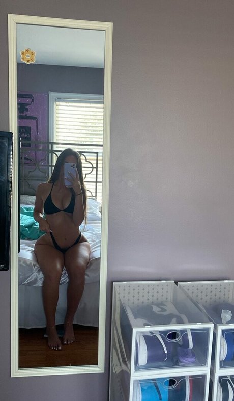 Taylor Hansen adult actress pic