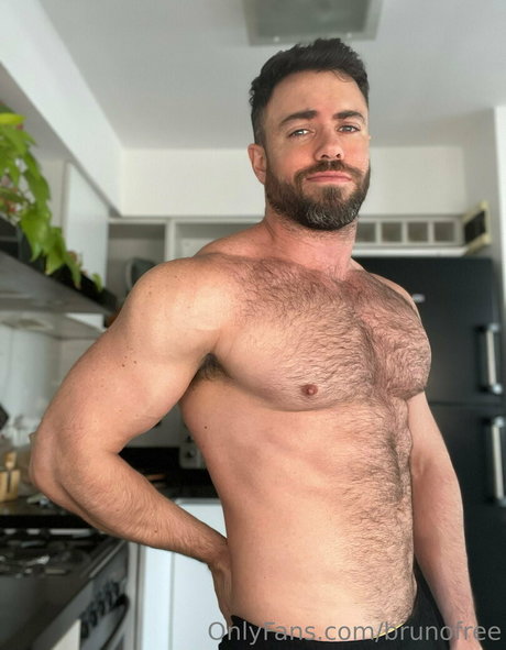 brunofree sexy actress pictures