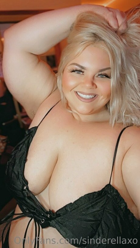 sinderellaxo porn actress photos