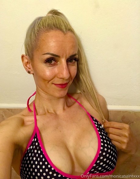 monicasaintxxx perfect model pictures