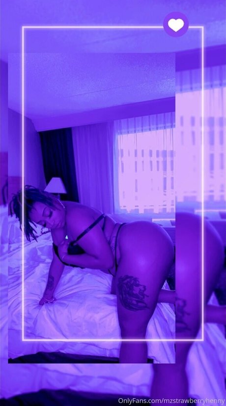 mzstrawberryhenny art actress photos