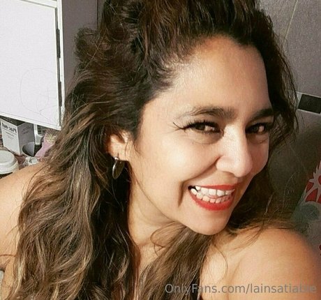 lainsatiable art model photos