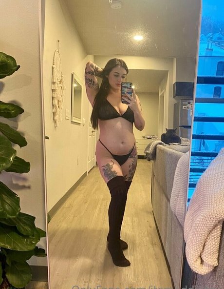 itsmaddiefox model adult images