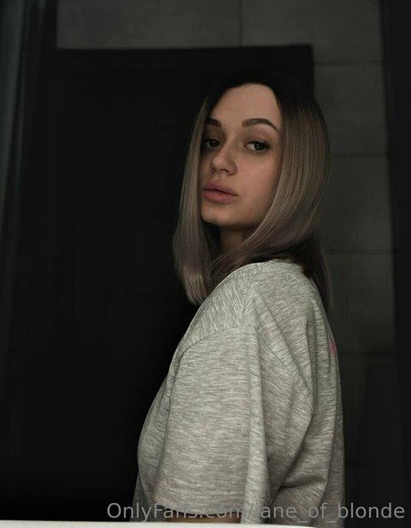 jane of blonde naked star picture