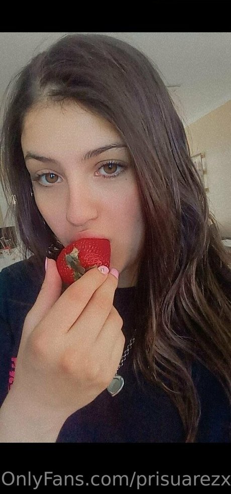 prisuarezx model exclusive photo