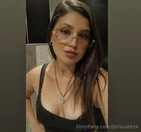 prisuarezx xxx model photo