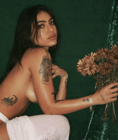 taliaskyefree star xxx photos