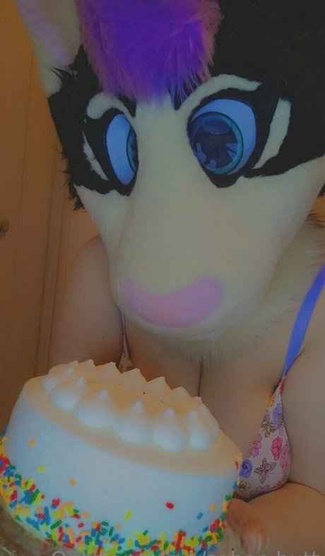 saber butt xxx model pic