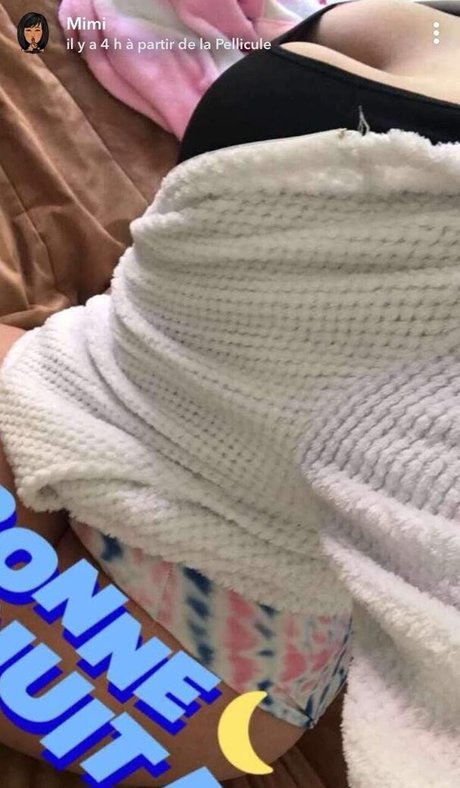 Mimidutiek exclusive model image