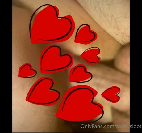 saucysloot model perfect pictures