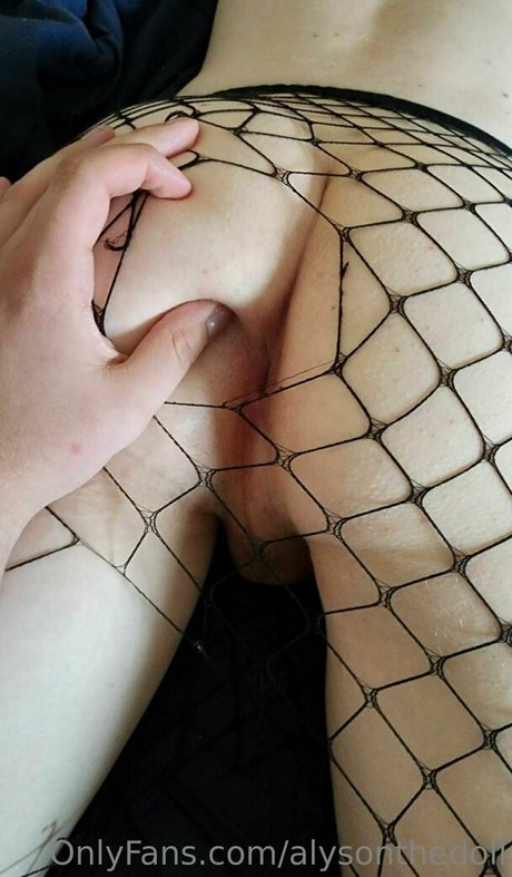 alysonthedoll star erotic pics