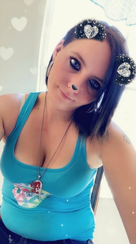 barrelbabe2020 nude star photo