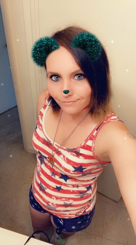 barrelbabe2020 model pornographic pics