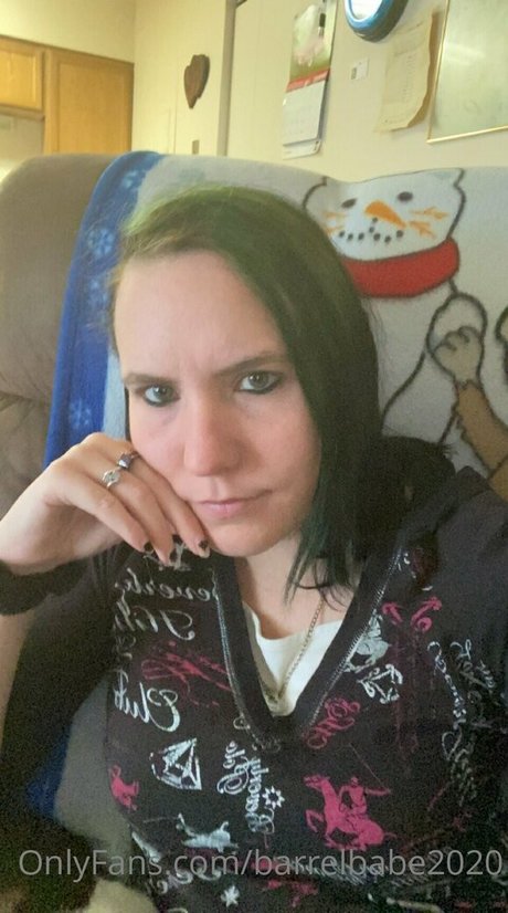 barrelbabe2020 pornstar naked image