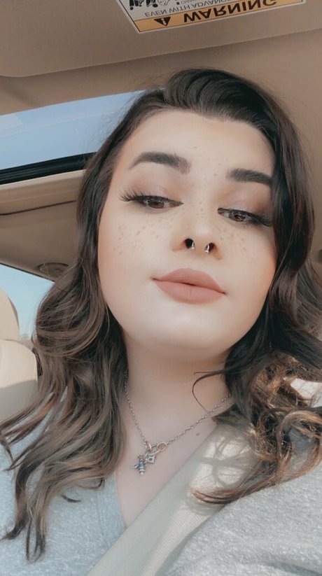 chloeyblack nude star pictures