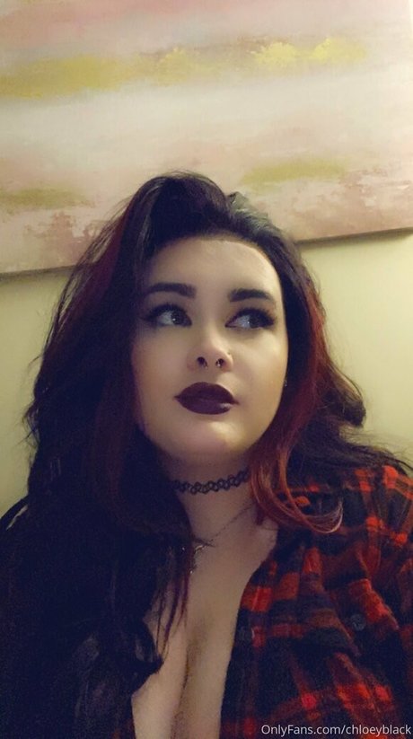 chloeyblack pornstar naked pictures