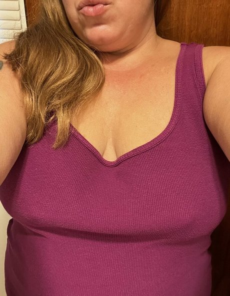 xjuicypeachx xxx actress gallery