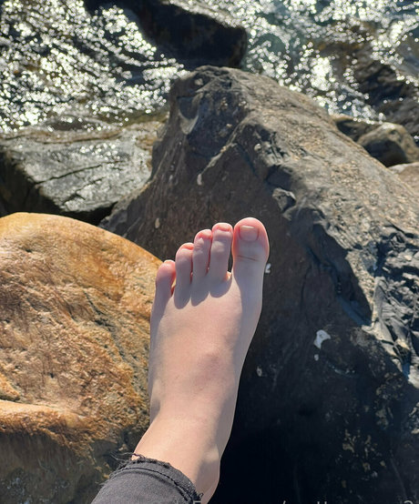 pretty maya2 art model images