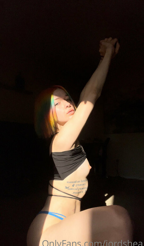 peachysheaa star nude photos