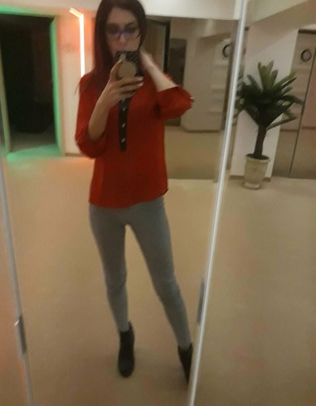 evabanefree Profile pic