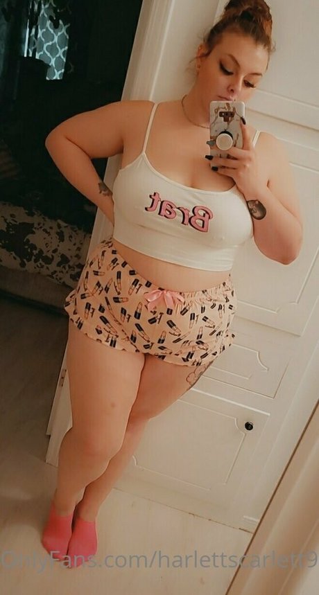 harlettscarlett93 pornstar exclusive images