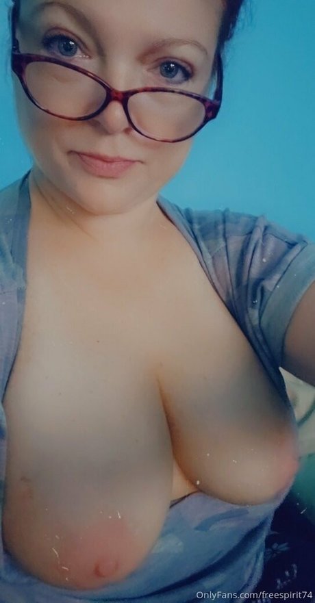 gingerhippie74 star perfect pic