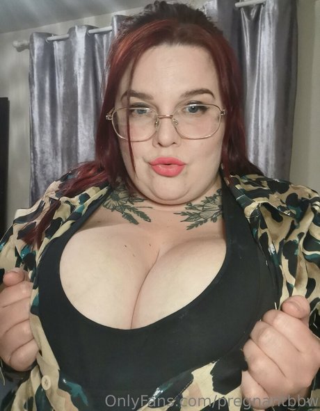 expandingbbw pretty actress galleries
