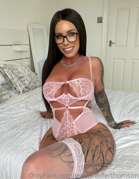 big tits cougar onlyfans nude photo