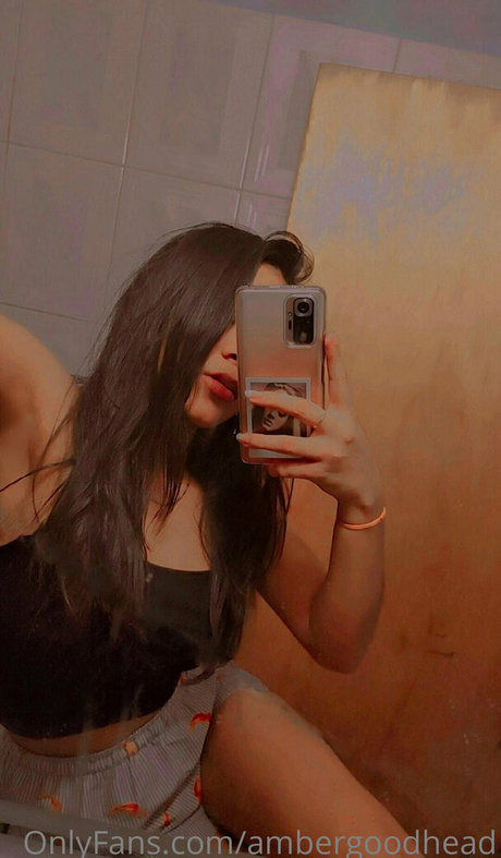 ambergoodhead hot actress photo